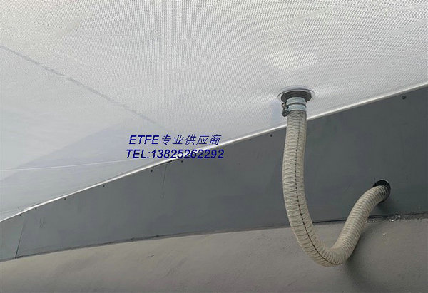膜結(jié)構(gòu)設計中屋面板及檁條設計